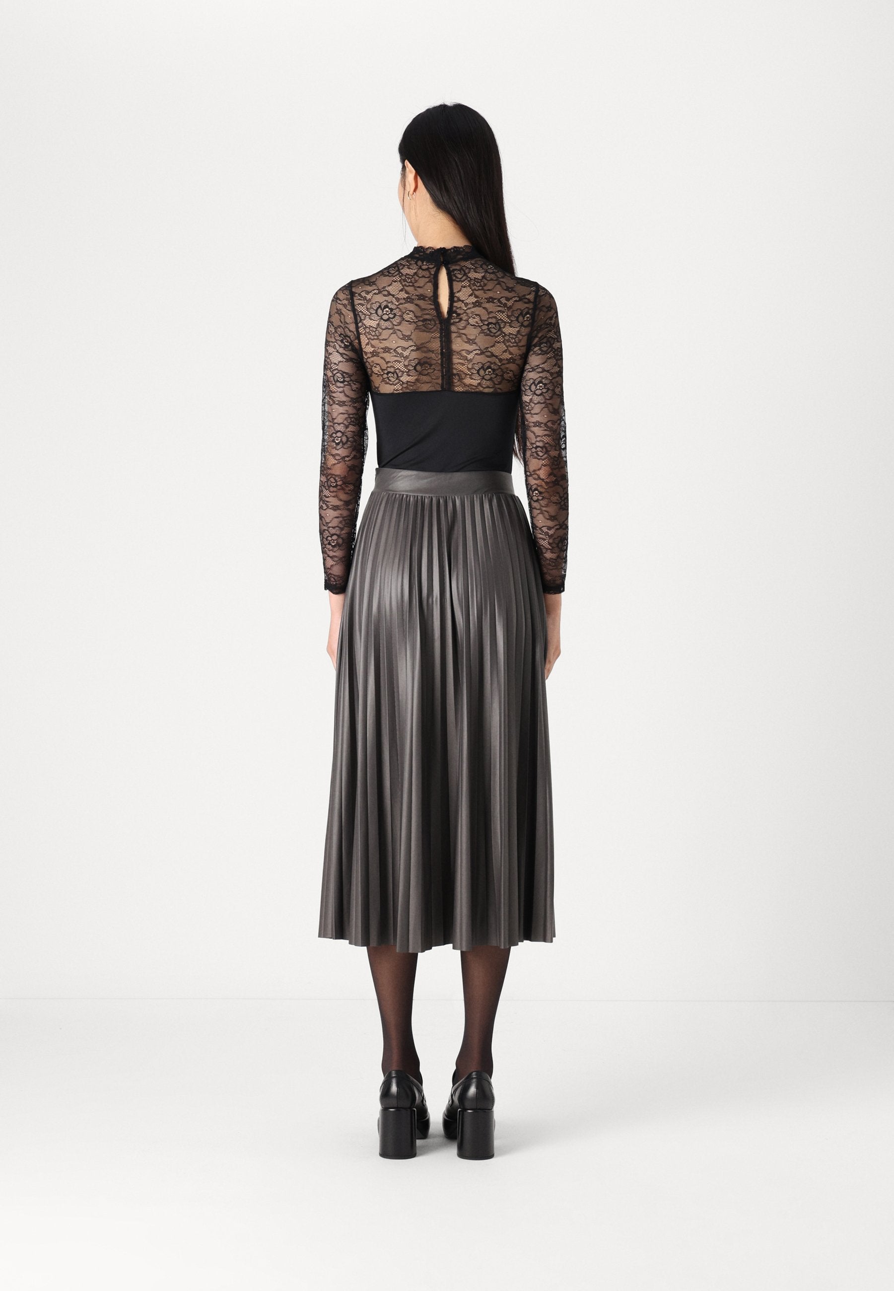ONLANINA SKIRT  Media 4