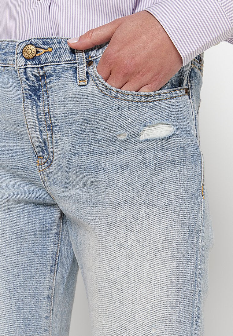 Armani Exchange Flared Jeans Media 4