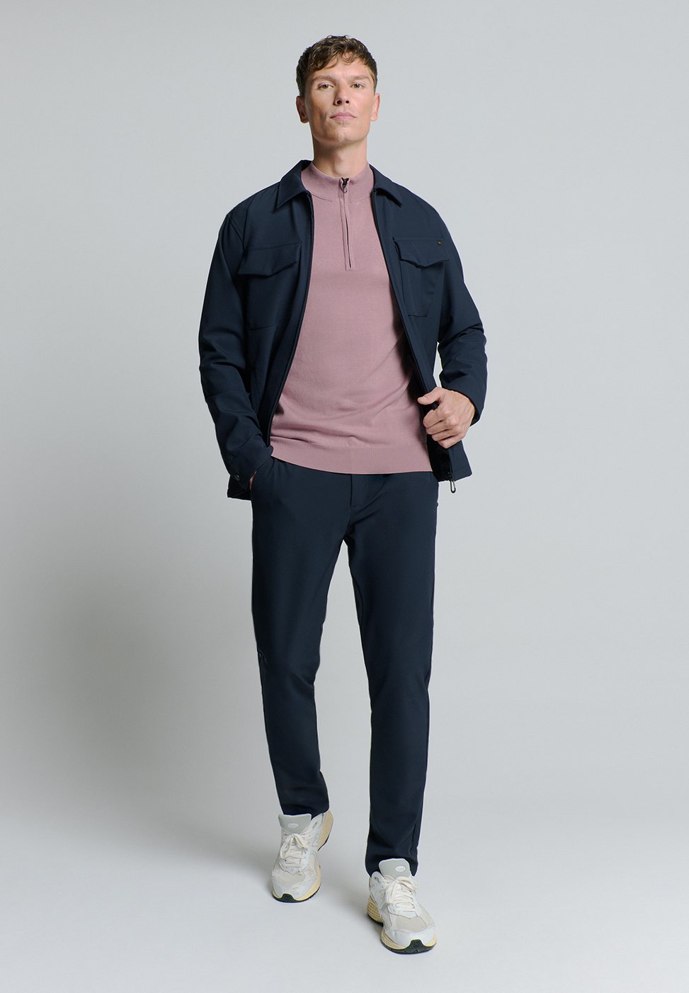 HALF-ZIP Media 2