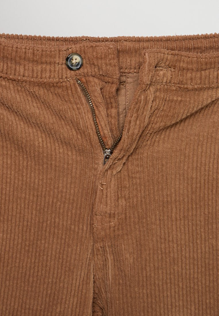 RELAXED FIT Media 4