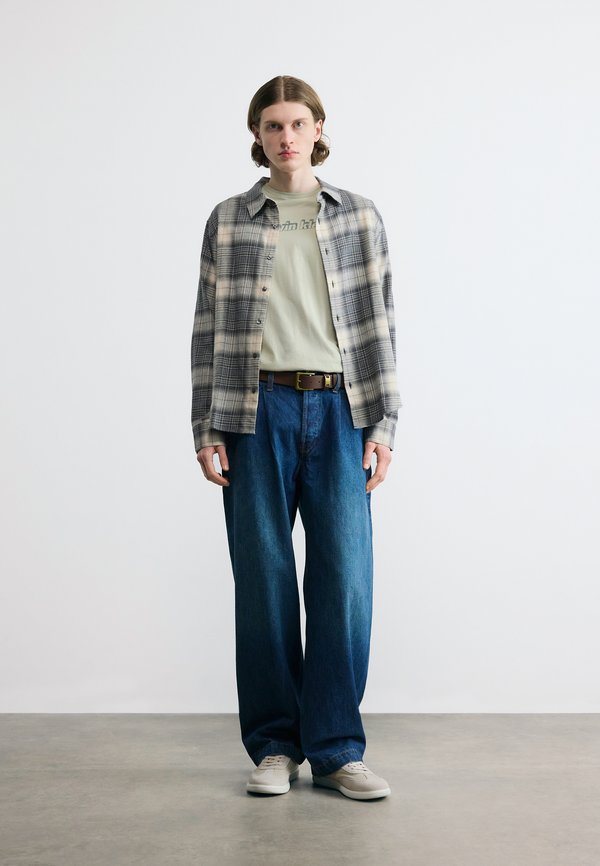 Calvin Klein Jeans BARREL