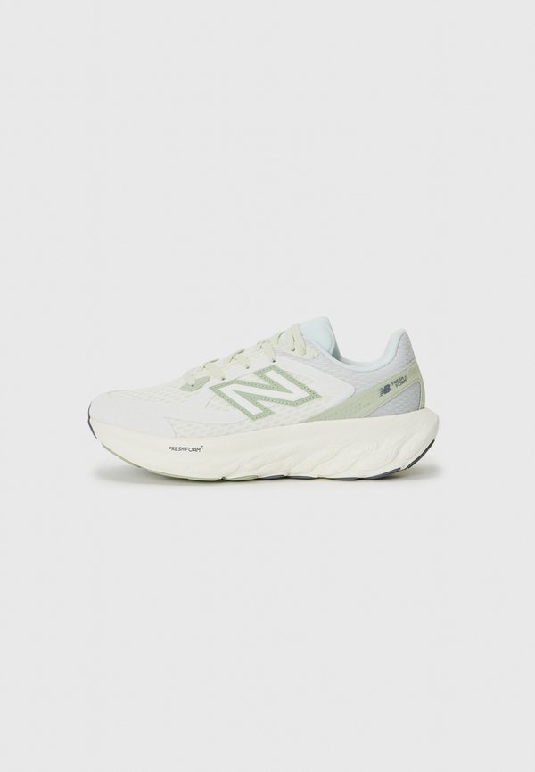 New Balance UTRN - Trainers - garter snake