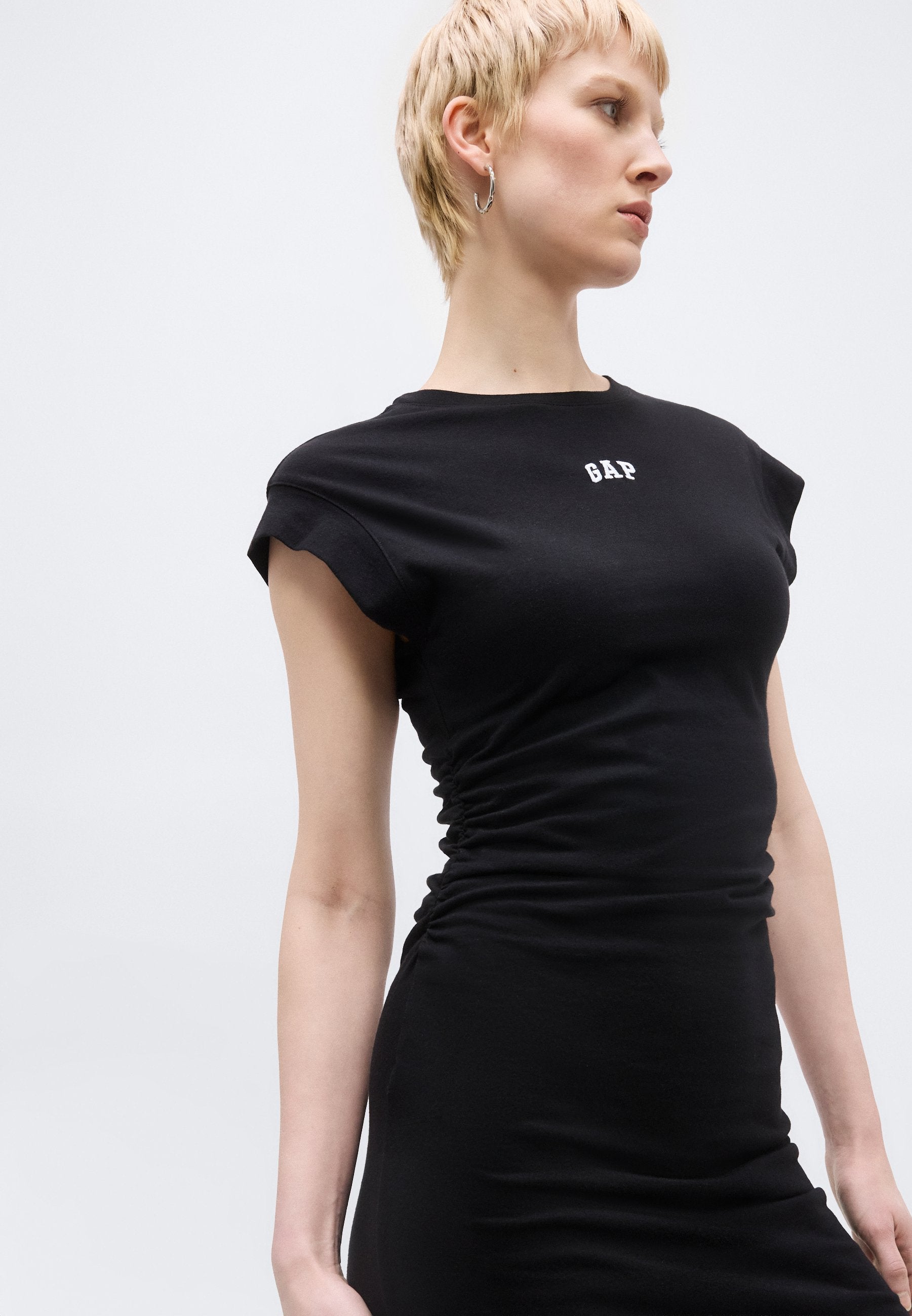 Gap Tall LOGO TEE