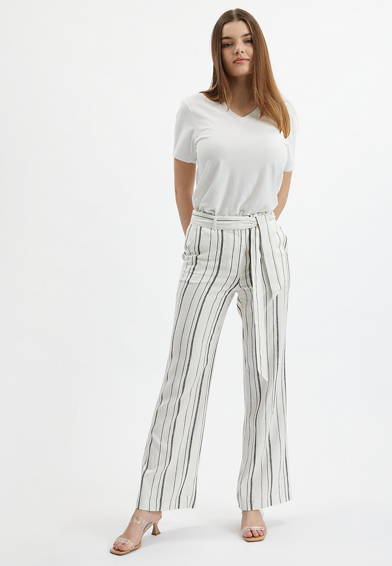 ORSAY WIDE LEG  WITH GOLD BUCKLE