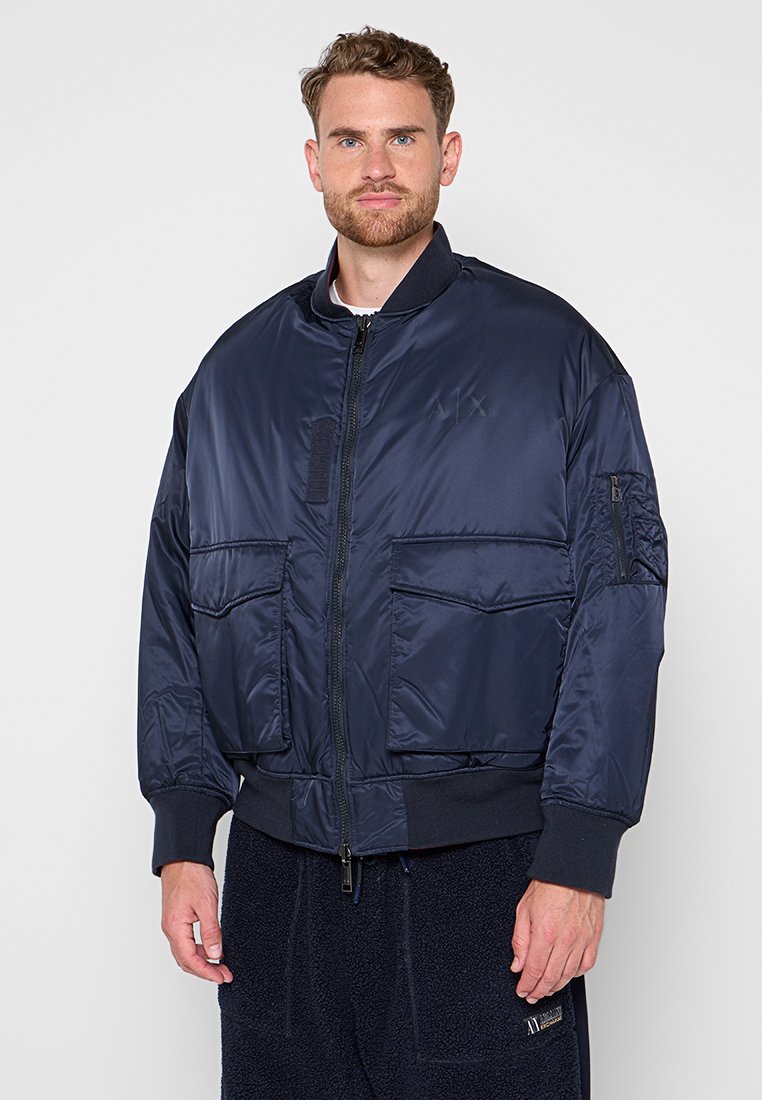 Armani Exchange Bomberjacke Media 1