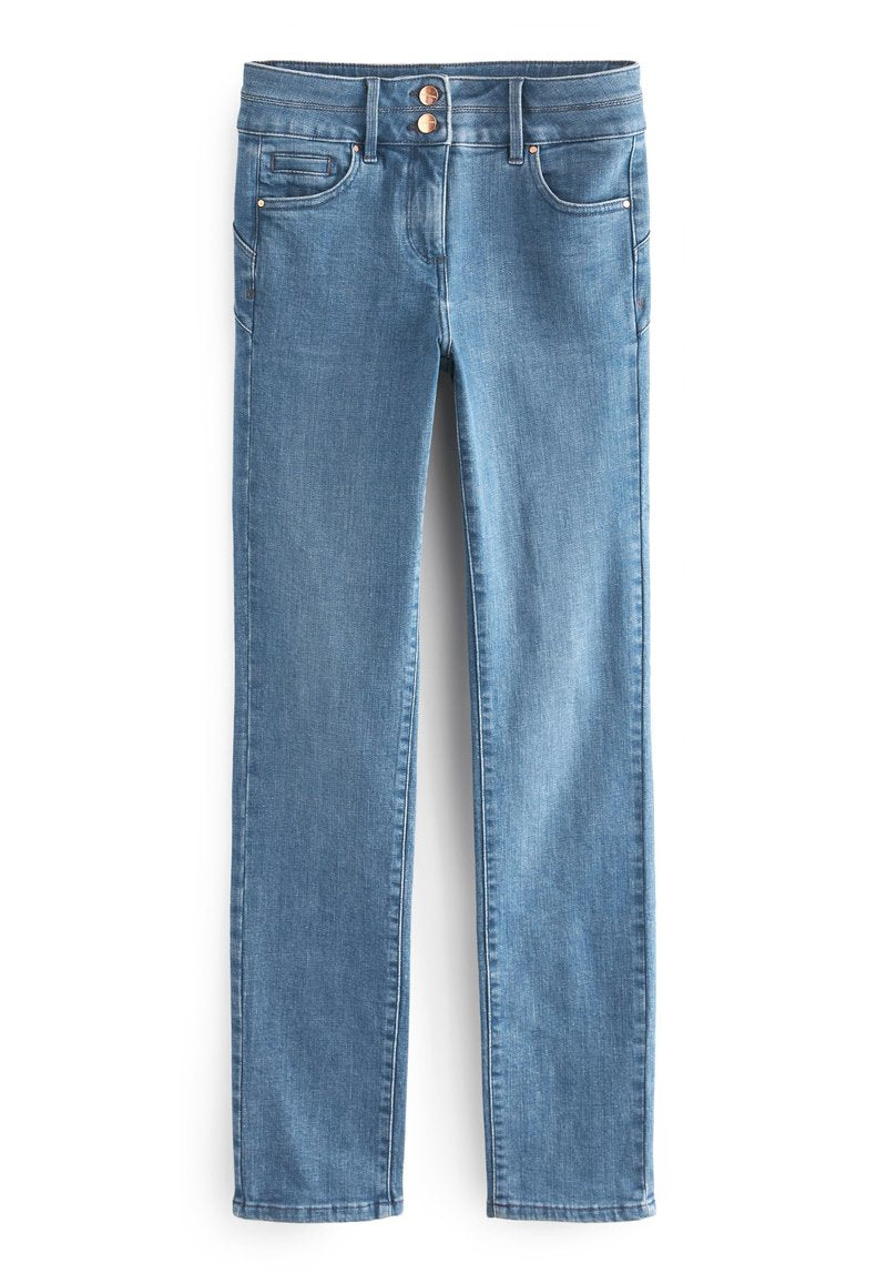 Blaue, enganliegende Jeans aus Denim mit glatter Textur, zwei vorderen Taschen, Kupferknopfdetails und klassischem Fünf-Taschen-Design.