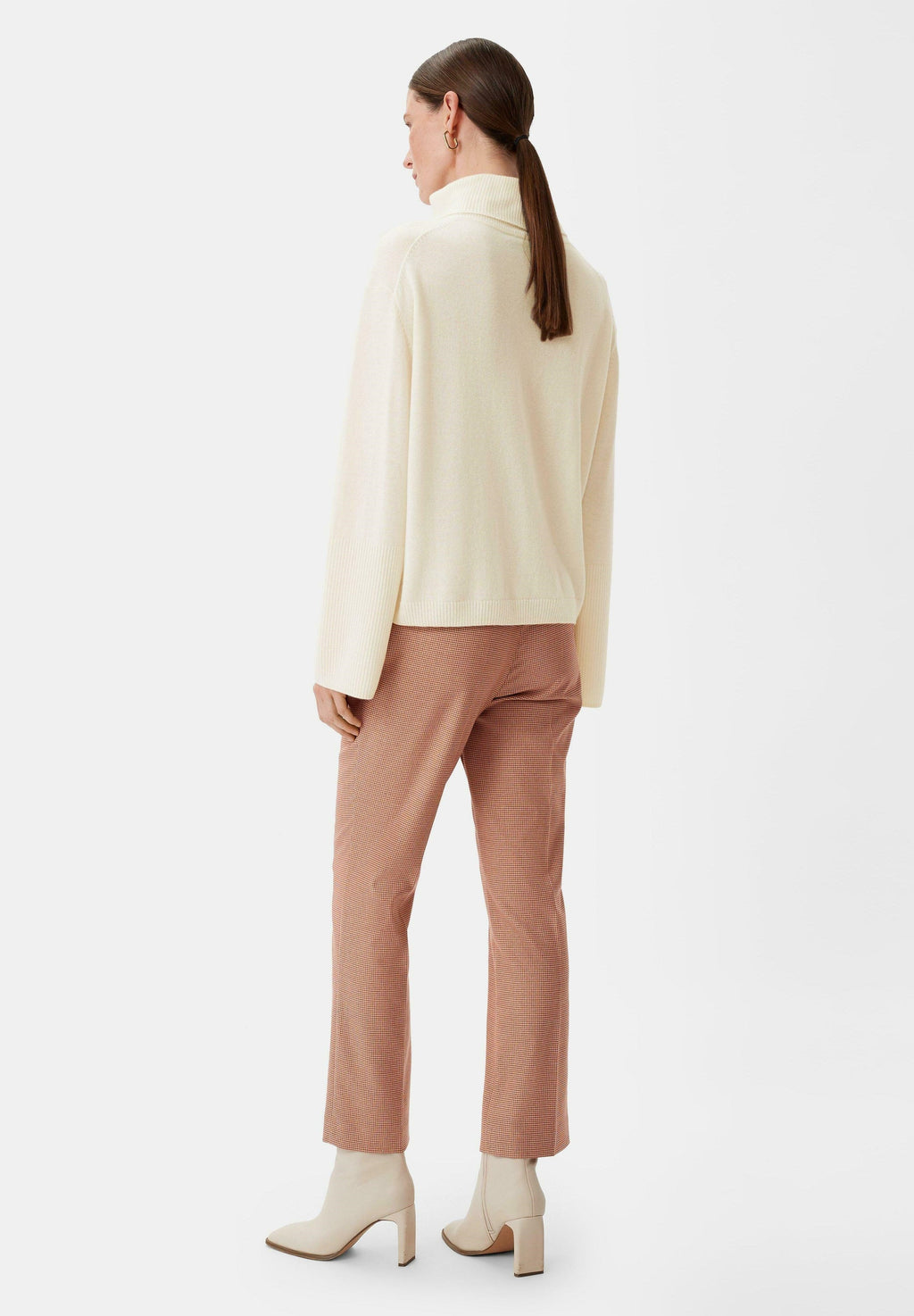 comma Strickpullover Media 4