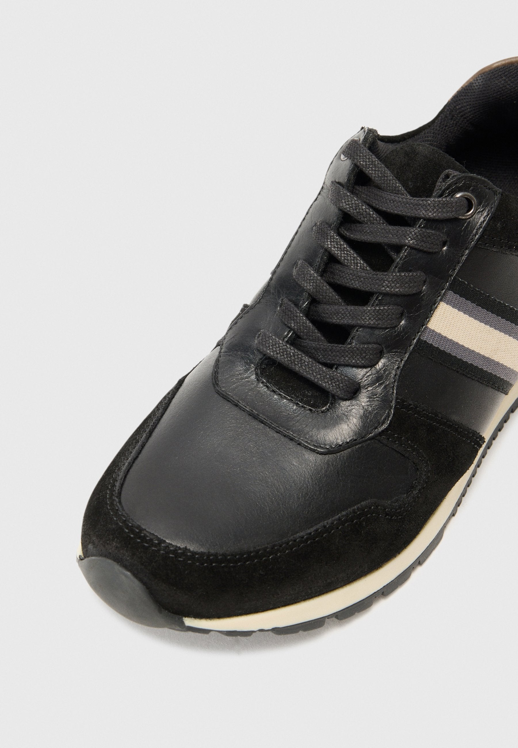 Dune London TRONIC