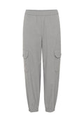 Graue Cargo-Hosen mit elastischem Bund, zwei Seitentaschen und elastischen Bündchen an den Knöcheln; weicher Stoff mit glatter Textur.