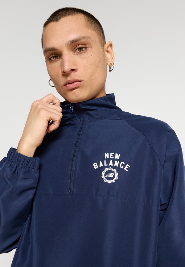 New Balance SPRTSNJCKT