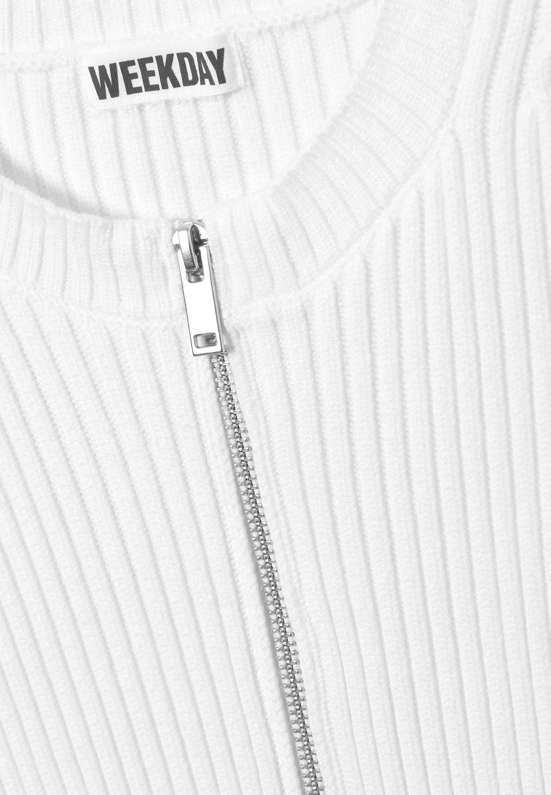 Weekday FITTED ZIP