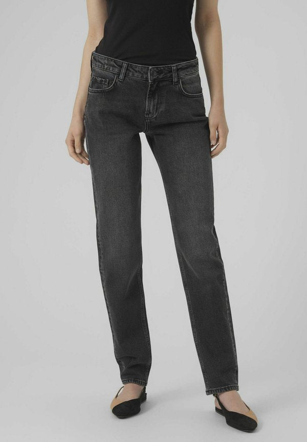Vero Moda Tapered fit VMMARRY Low rise Mom