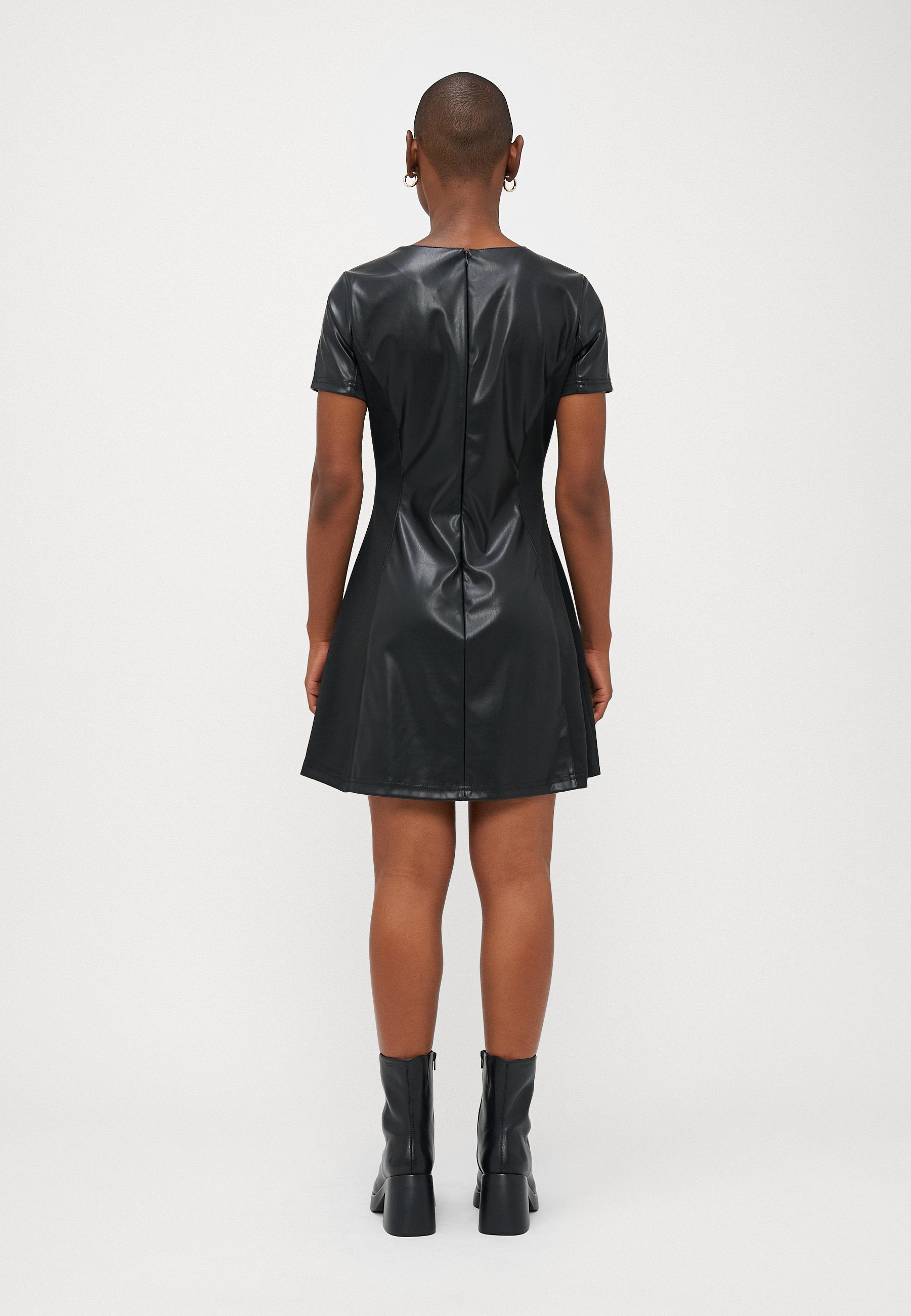 ONLMADDY MIX DRESS Media 4
