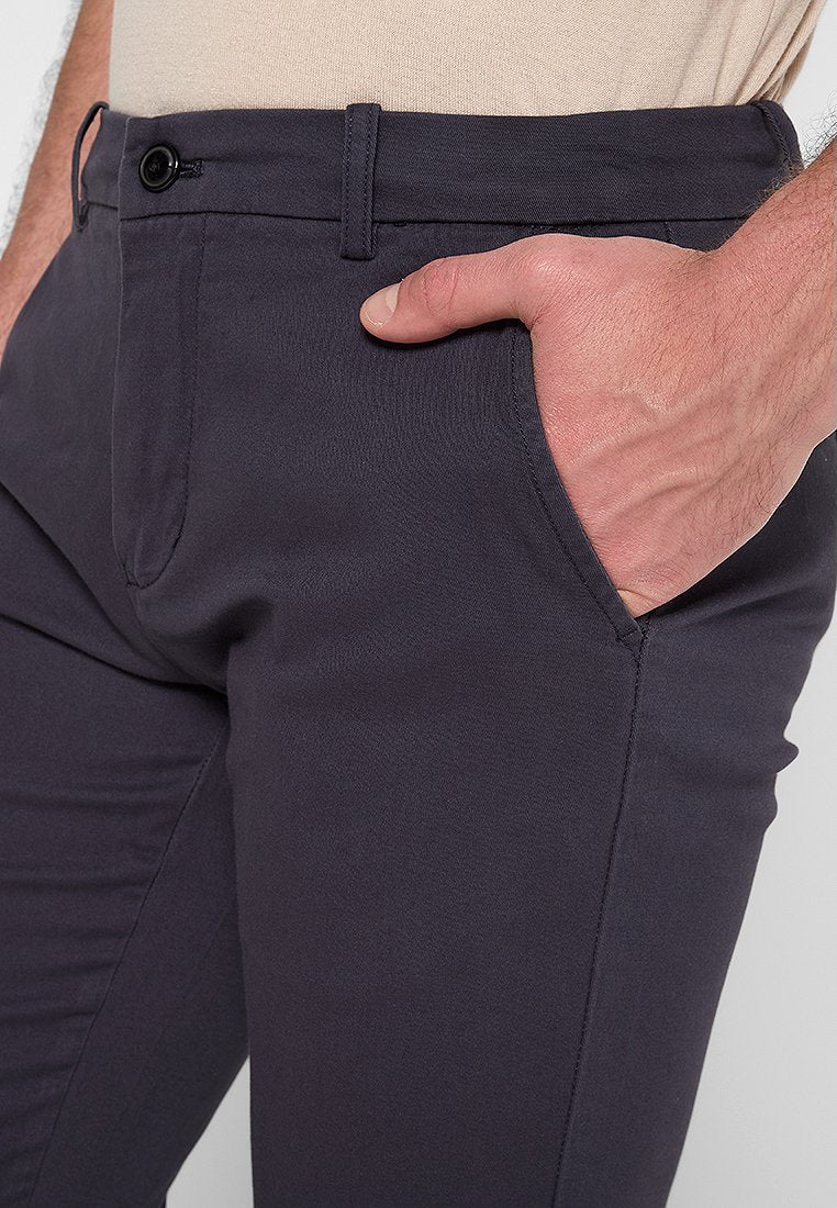 SLIM FIT Media 4
