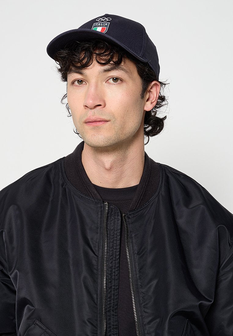 240040-4R020 Media 2