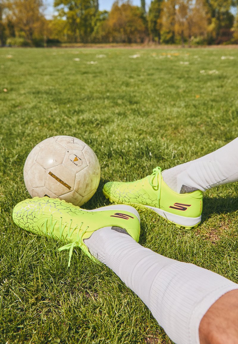 Skechers Performance Rasen-Fußballschuhe - Skechers Performance - View 1