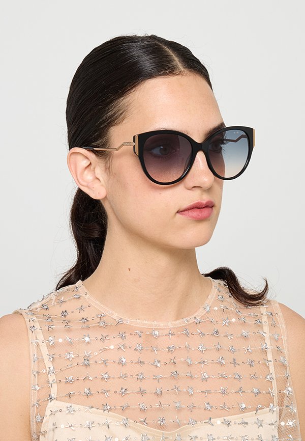 MARCIANO BY GUESS