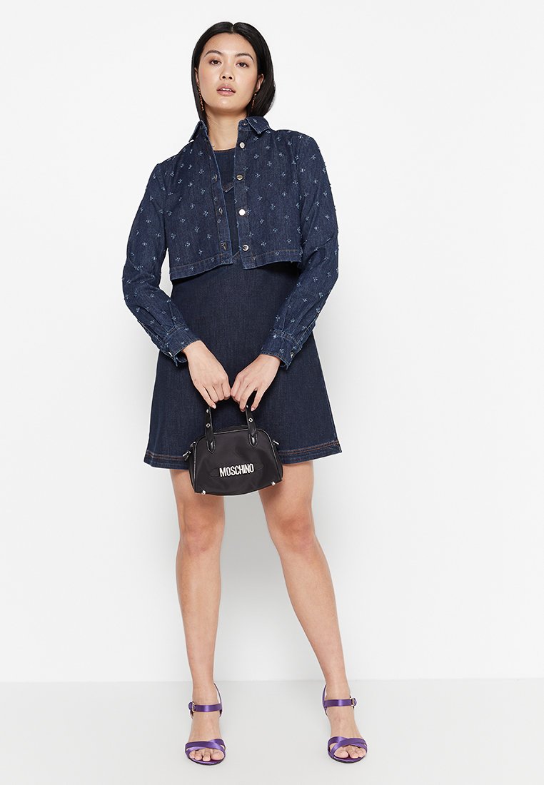 Love Moschino