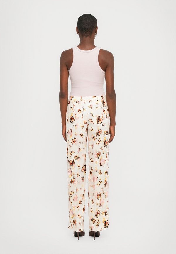 Stine Goya TEXTURED TAILORING FUNCTIONAL STRUCTURED PANTS