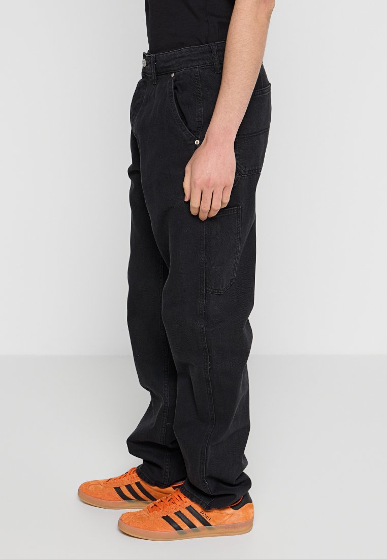 ONSEDGE STRAIGHT FIT Media 2
