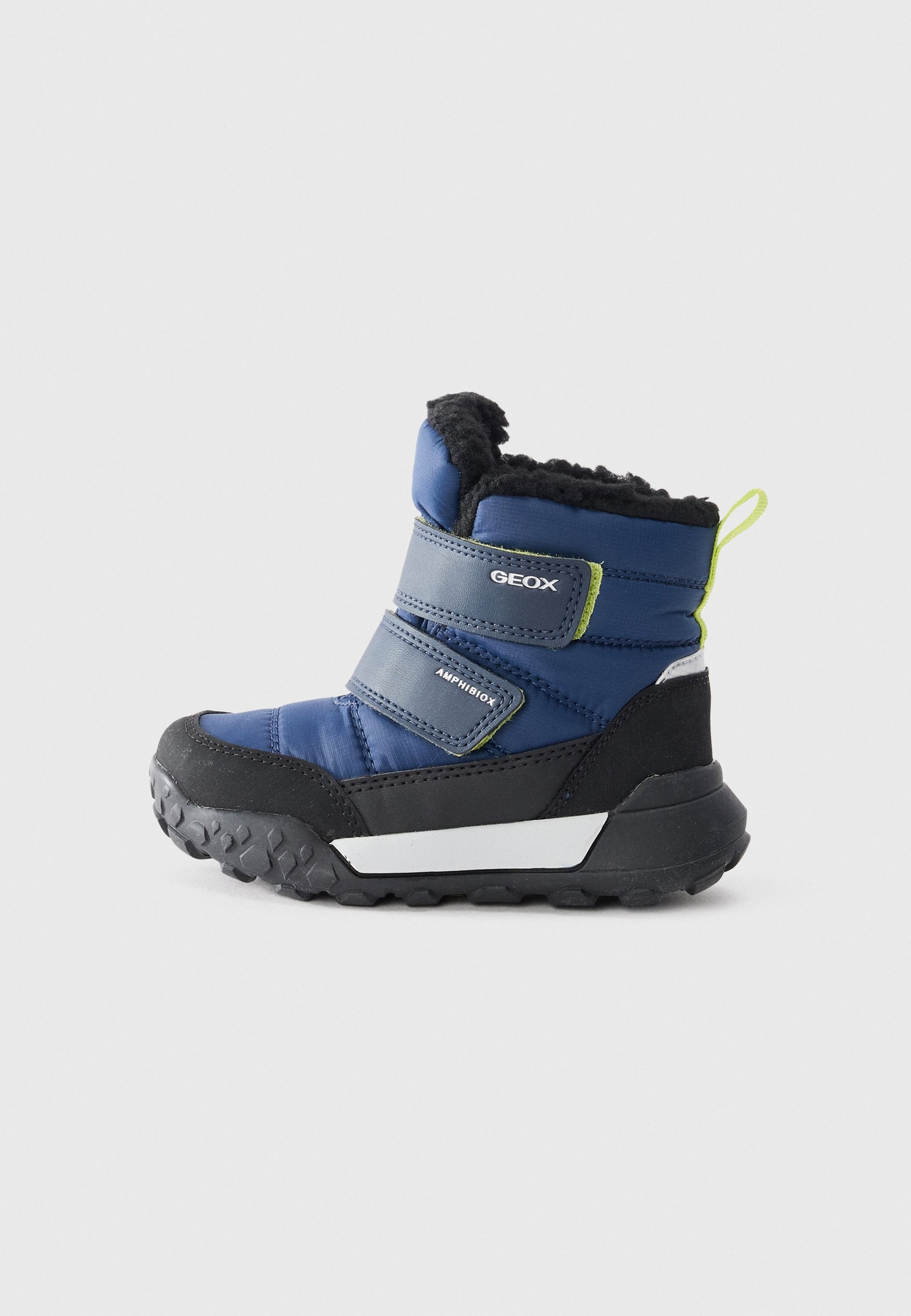 Kinderwinterstiefel in Blau und Schwarz mit schwarzem Kunstfellfutter, zwei Klettverschlüssen, strukturiertem Sohlen und "Geox Amphibiox"-Markierung an der Seite.