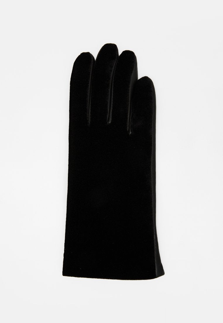 KG Kurt Geiger