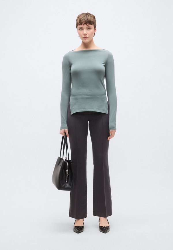 ONLY Tall ONLKISS BOATNECK