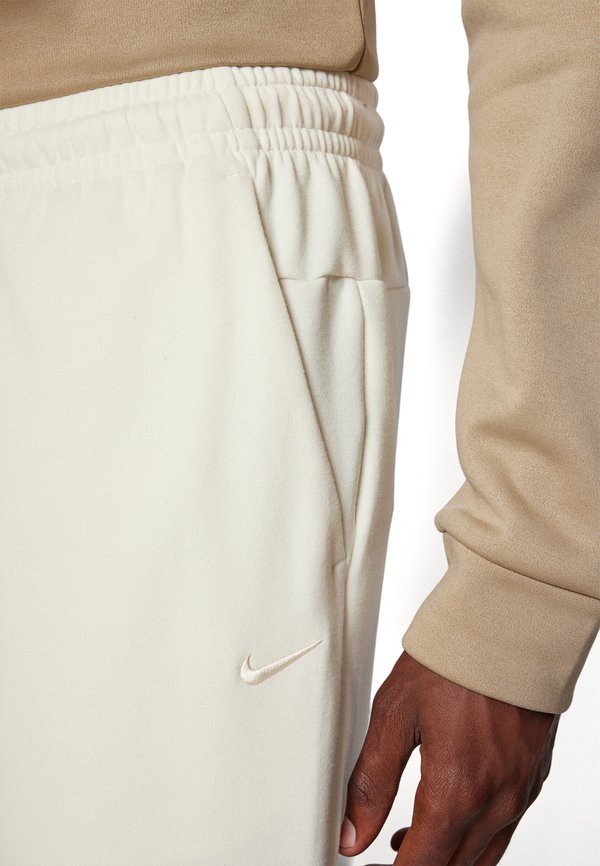 Nike Performance PRIMARY JOGGER PANT