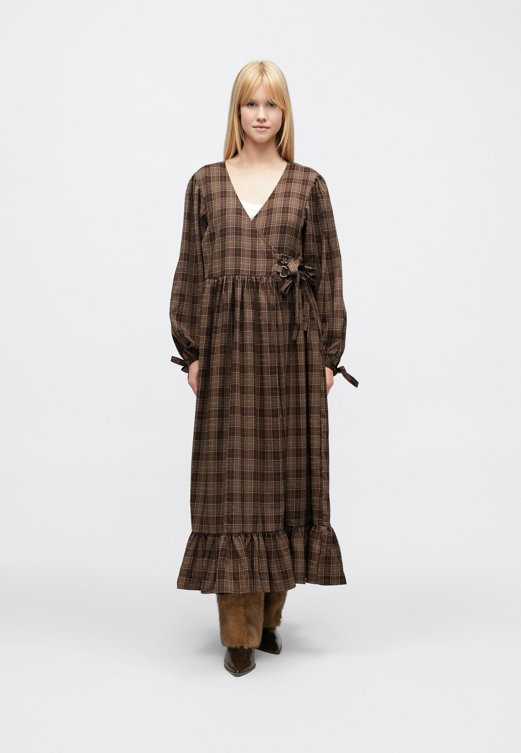 The Ragged Priest SHIRE DRESS