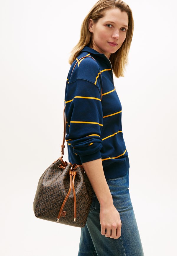 Tommy Hilfiger TH MONOPLAY CROSSBODY DRAWSTRING BUCKET BAG - Handbag - black mix