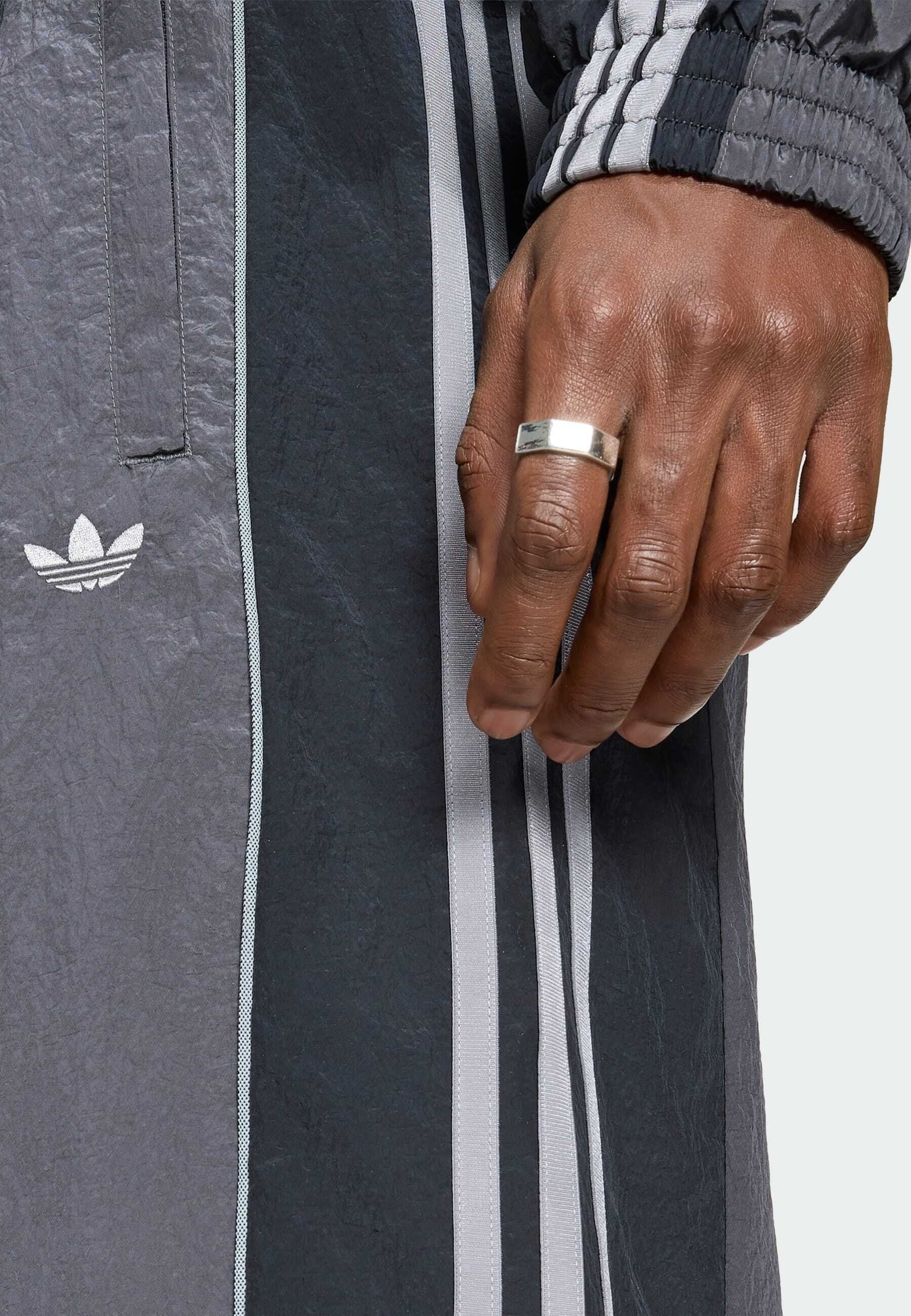 adidas Originals TRACK