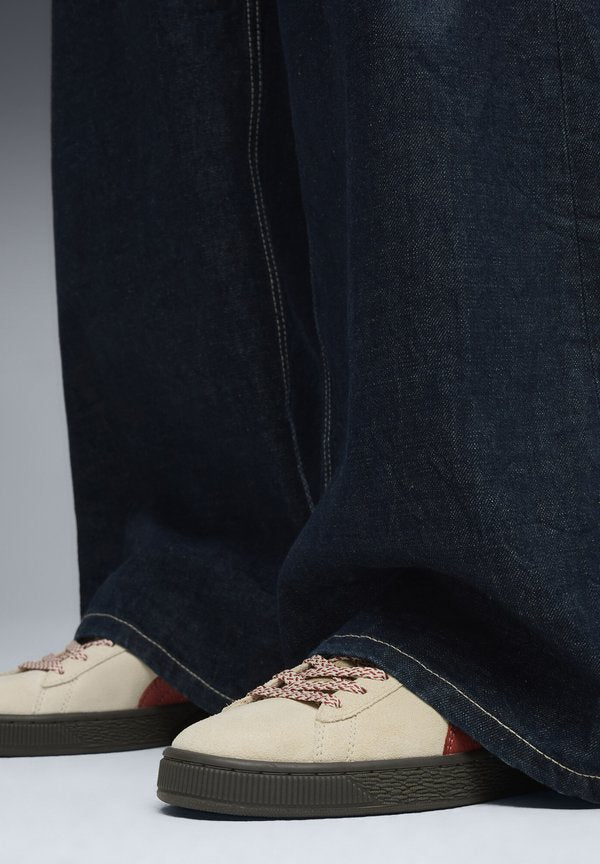 Puma FUZZY SNEAKERS - Trainers - alpine snow gum