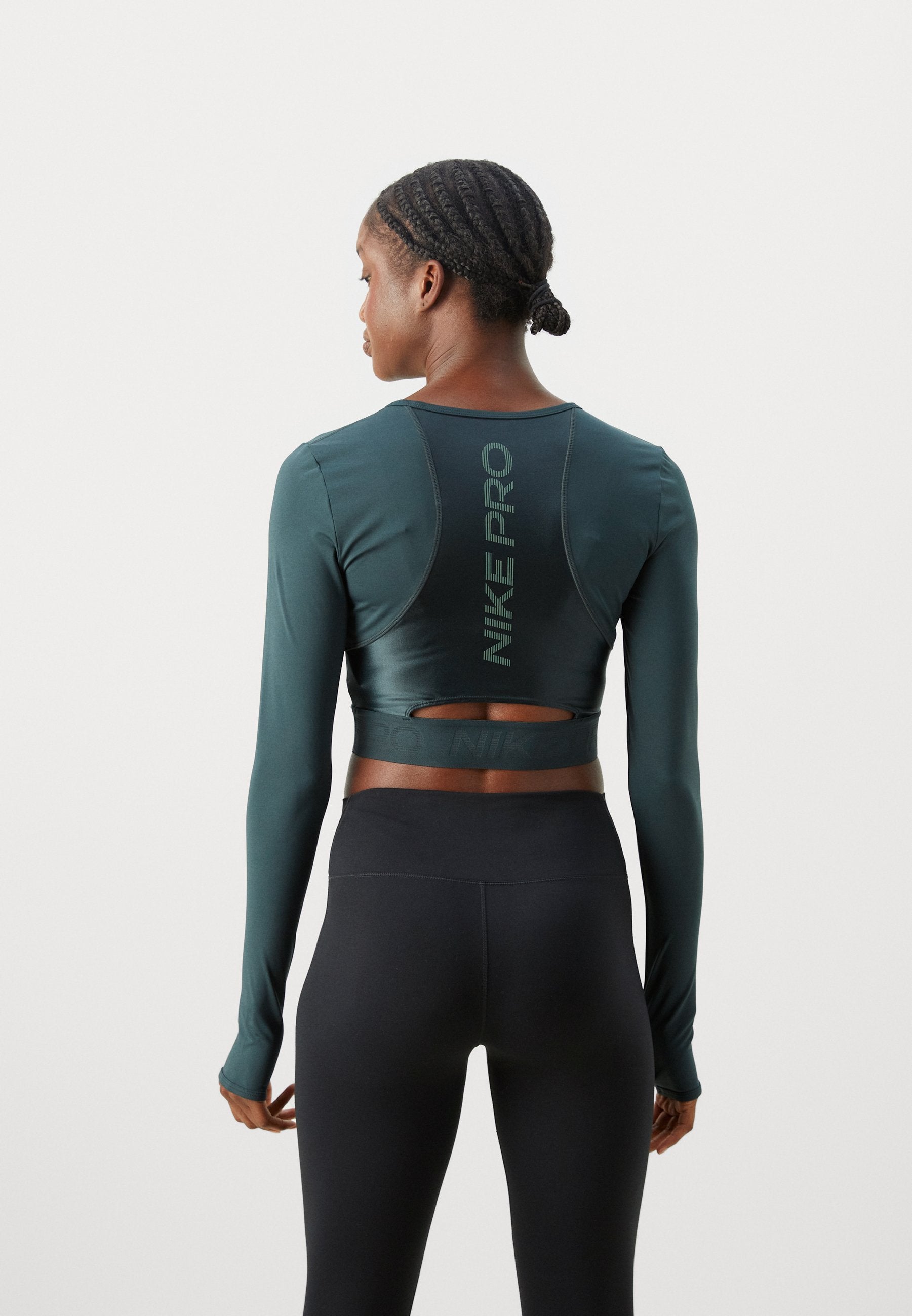 Nike Performance PRO SHINE