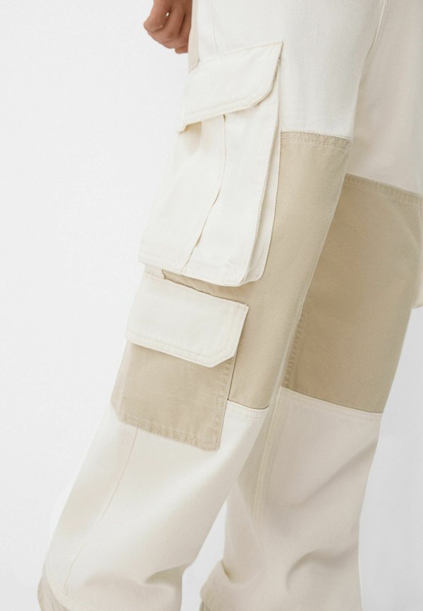 Bershka COLOUR BLOCK BAGGY