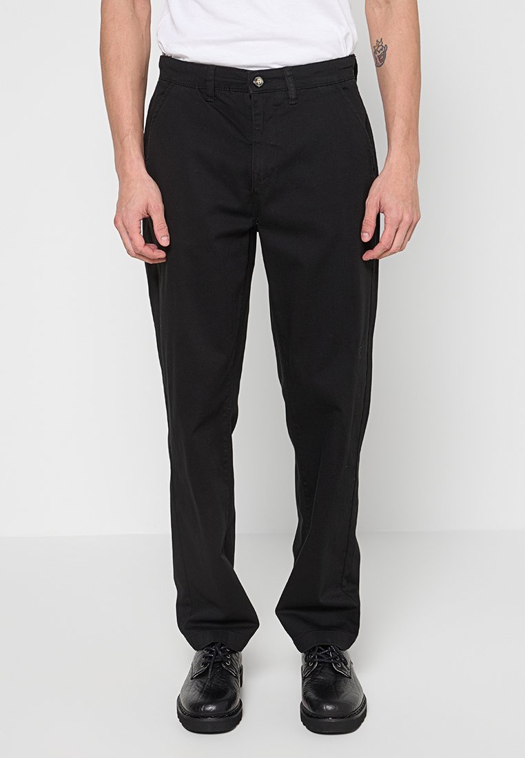 RELAXED FIT Media 1