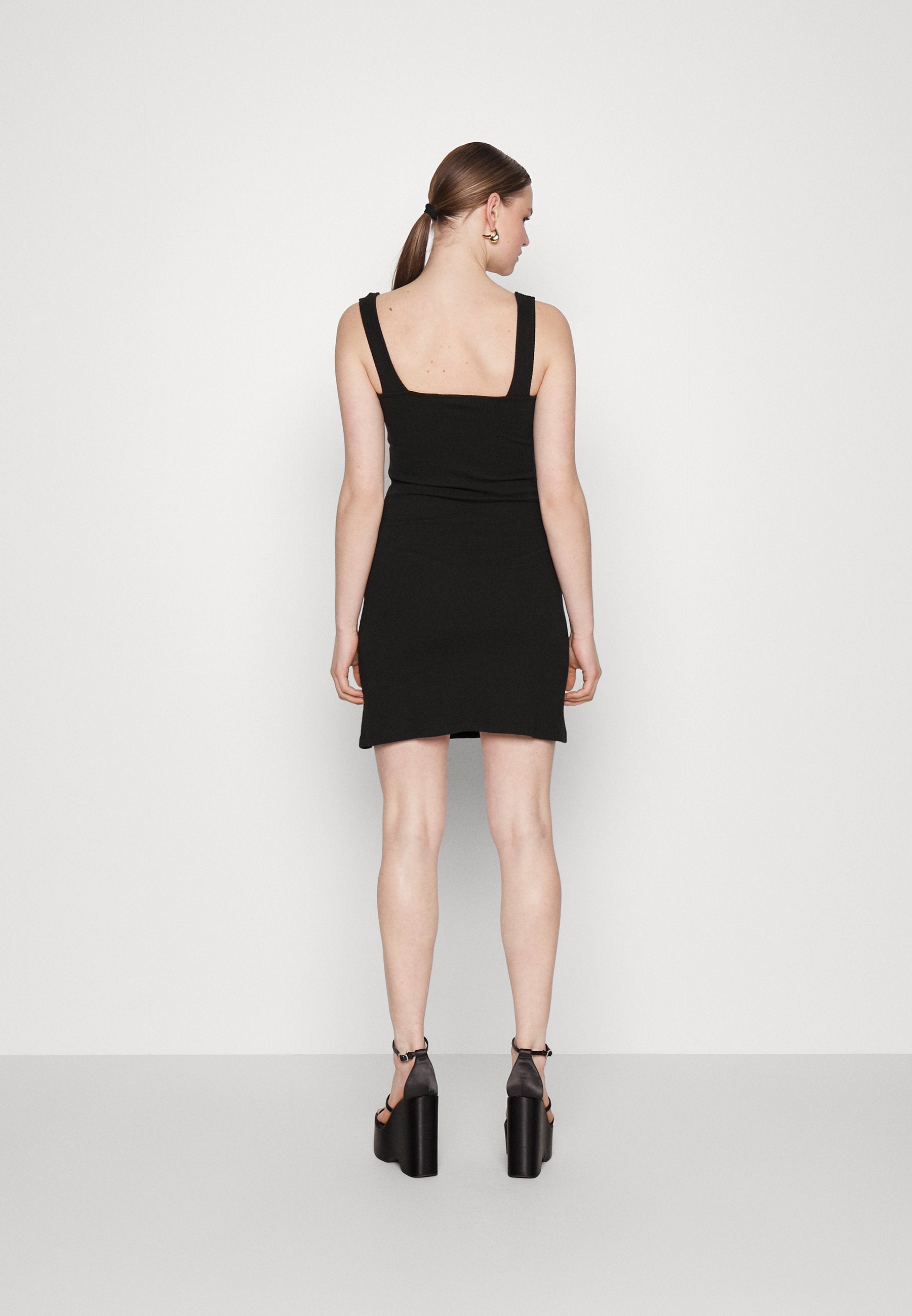 Pieces PCTEGAN STRAP DRESS