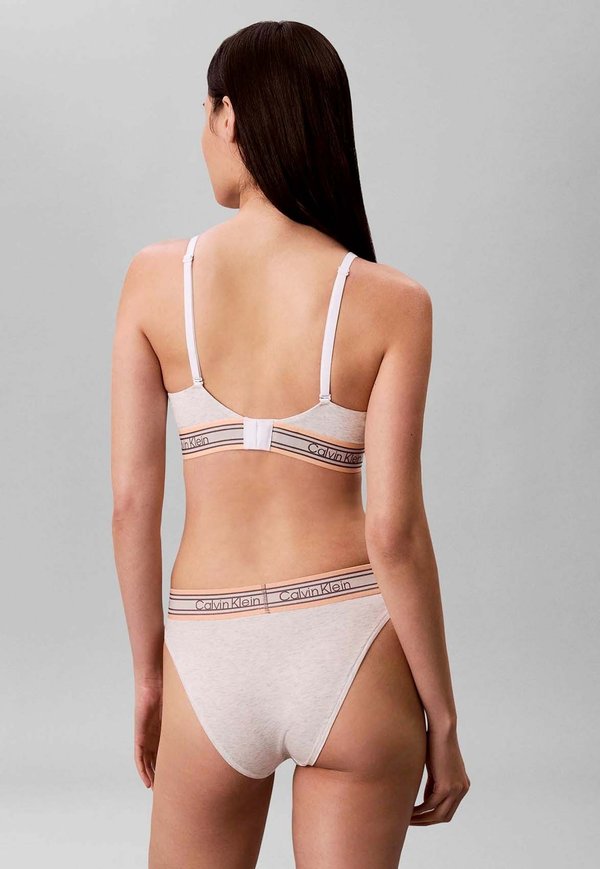Calvin Klein LIGHTLY LINED TRIANGLE