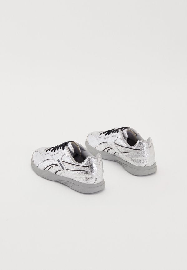 Reebok LTD PLEASURES HAMMER STREET UNISEX
