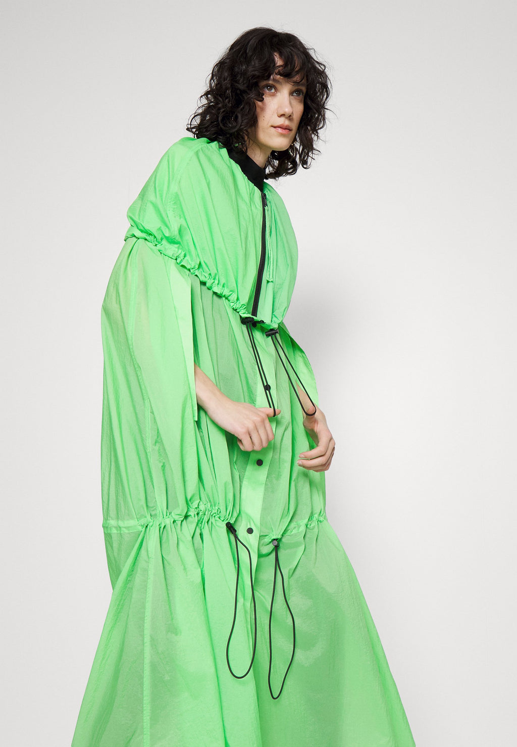 HUN'S PICK VOLUMINOUS RAINCOAT Media 7