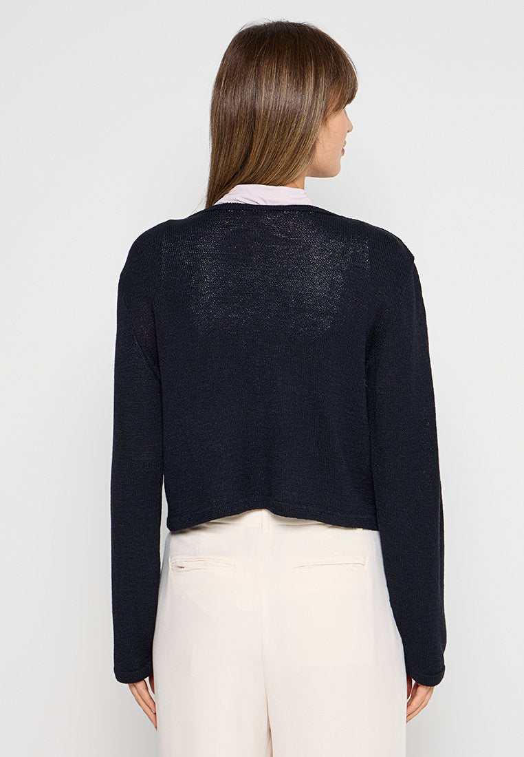 PULLOVER Media 2