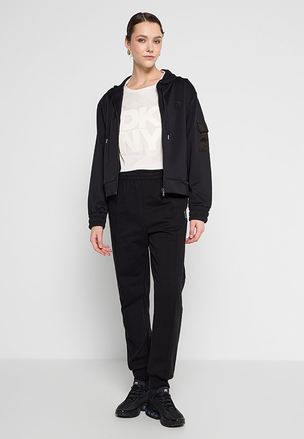 DKNY REGULAR FIT