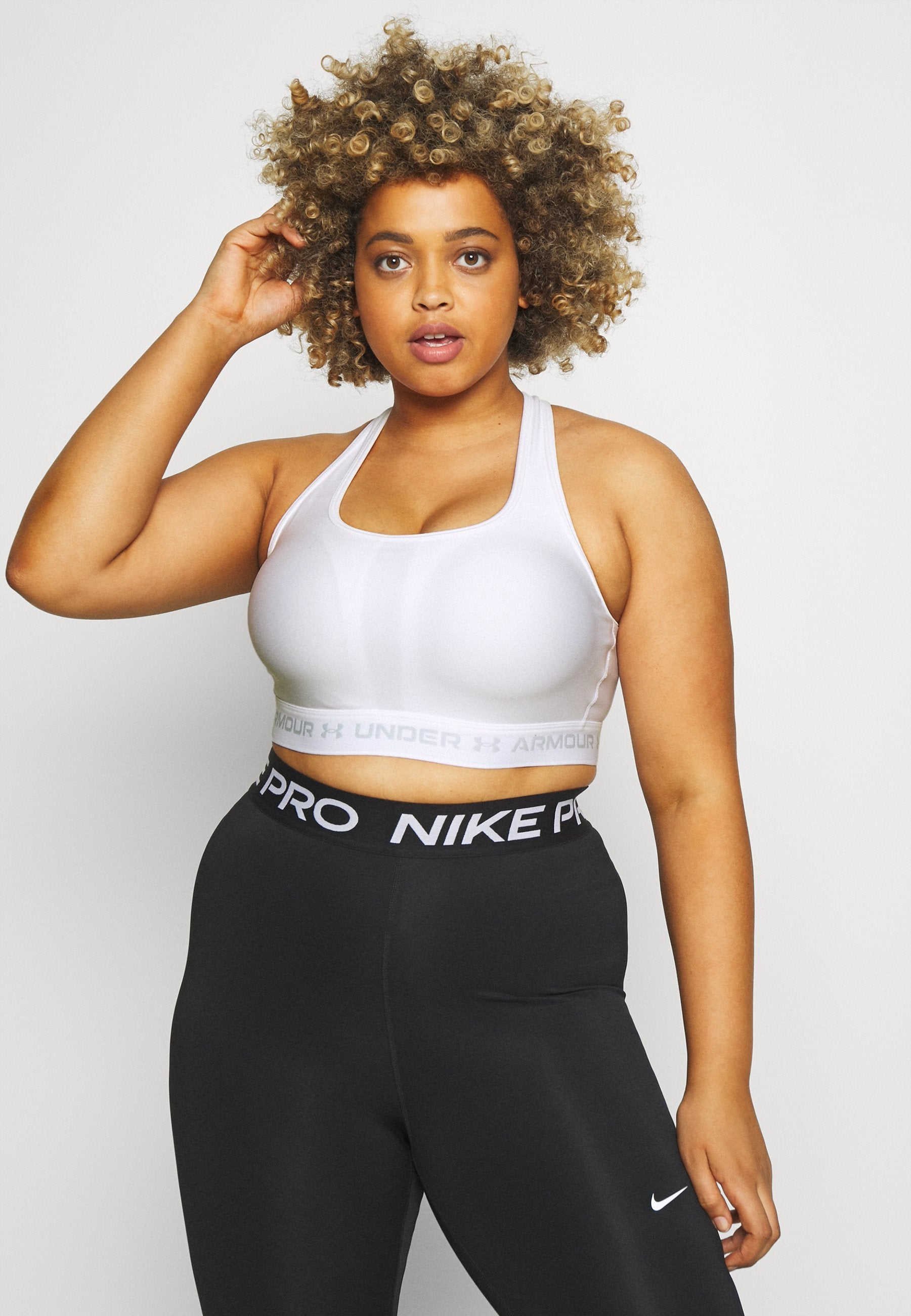 Under Armour CROSSBACK MID BRA