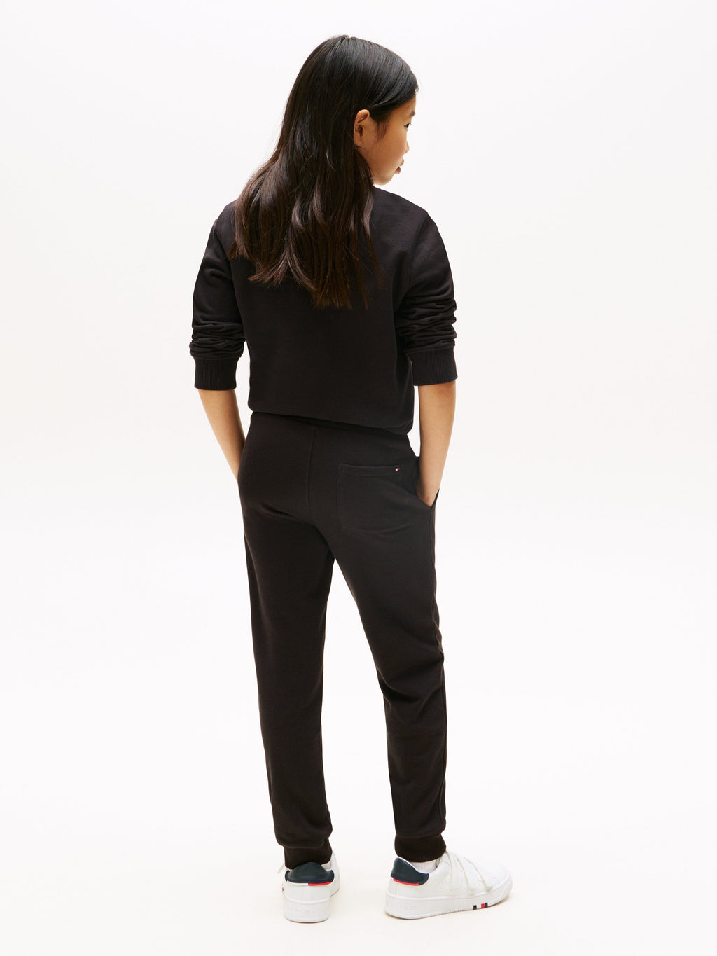 ESSENTIAL UNISEX Media 5