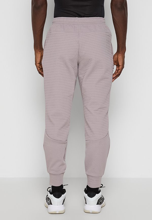 Under Armour UNSTOPPABLE