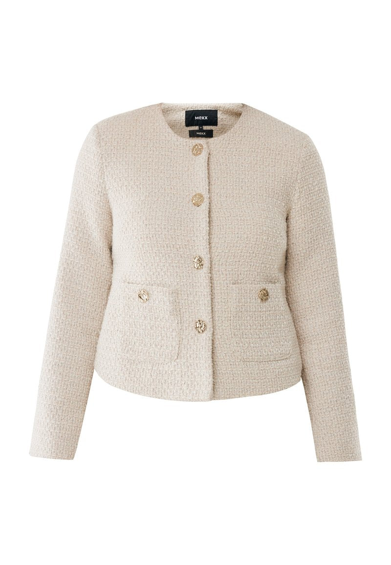 Beiger Tweed-Blazer mit Rundhalsausschnitt, langen Ärmeln, vier goldfarbenen Knöpfen und zwei Fronttaschen. Strukturierter Stoff mit gewebtem Muster.