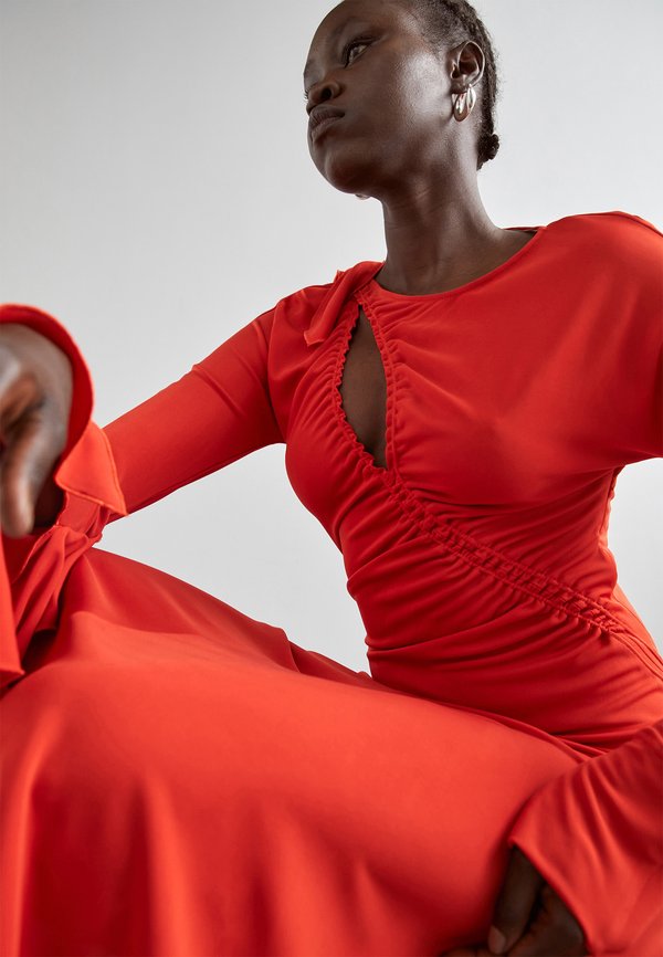 Victoria Beckham ASYMMETRIC SLASH DRESS