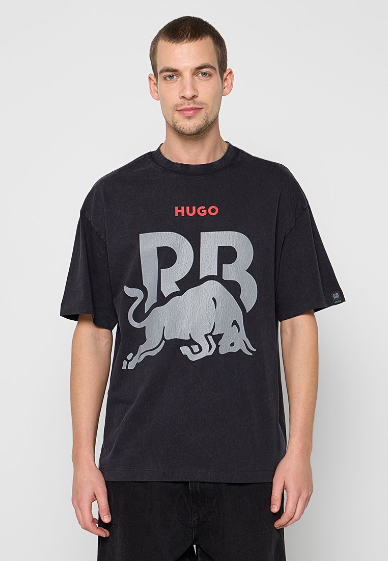 HUGO