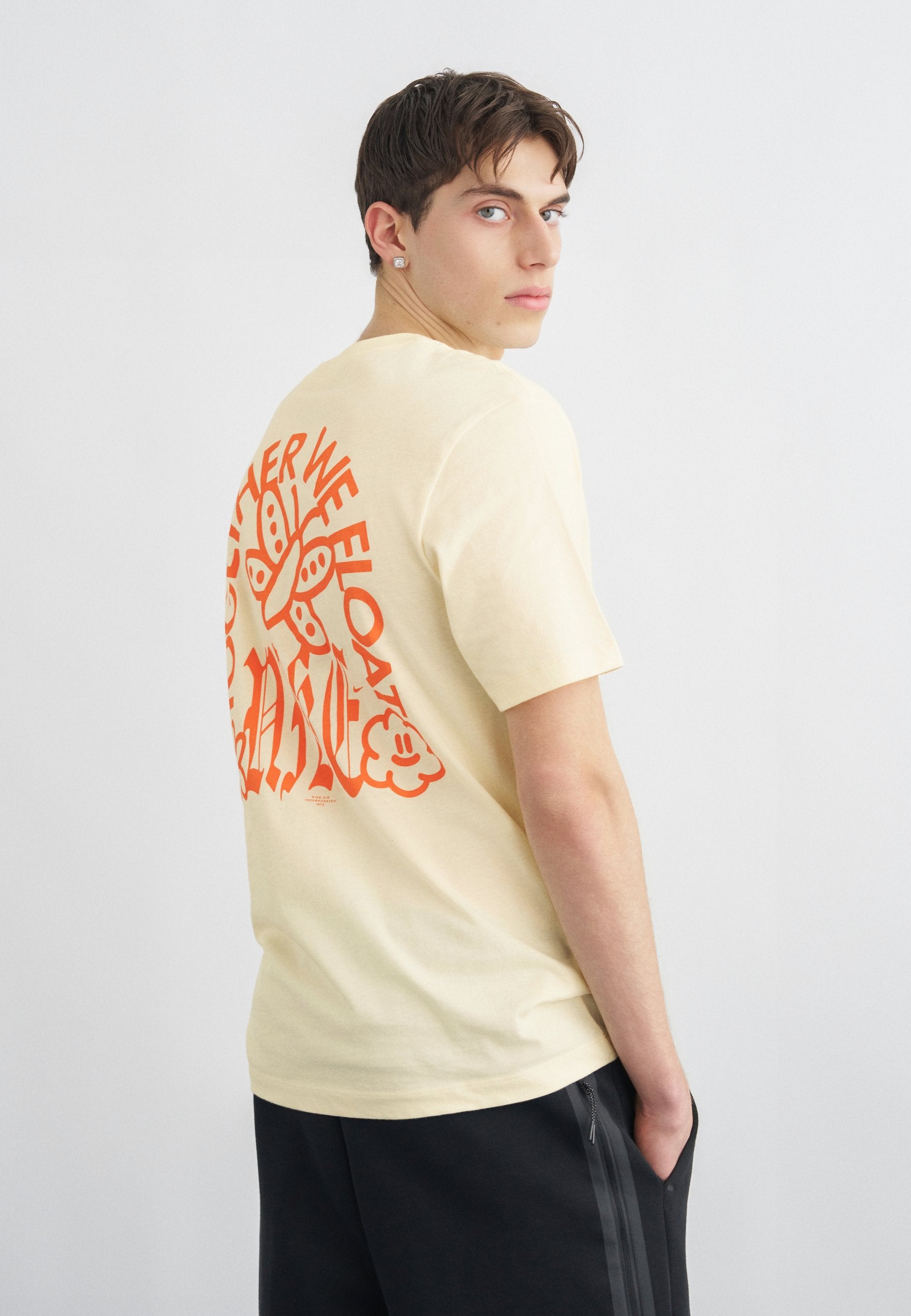 Nike Sportswear TEE WE FLOAT