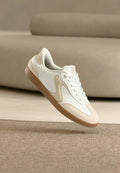 Skechers HOTSHOT - Trainers - white/natural
