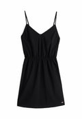 Schwarzes ärmelloses Kleid mit V-Ausschnitt, elastischem Bund und dekorativer Spitzenverzierung. Es verfügt über ein kleines Schleifendetail am Ausschnitt.